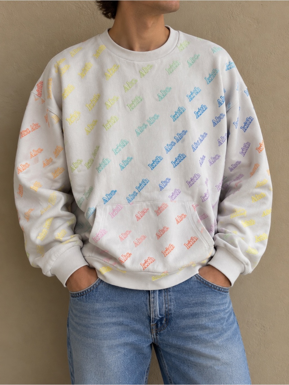 Advisory Board Crystals ABC Rainbow Logo Sweatshirt Men’s XL NWT